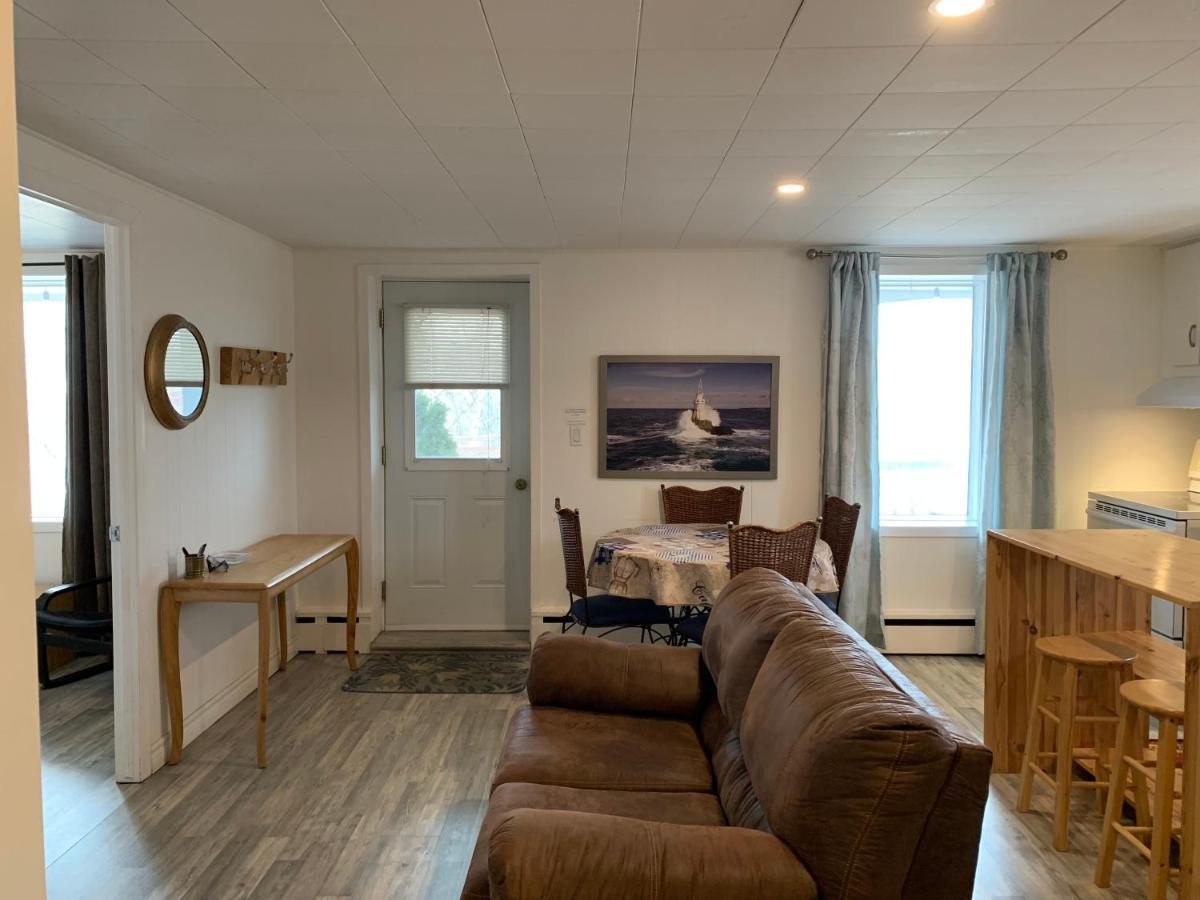 Appartement Chez Léon Grandes-Bergeronnes Kültér fotó
